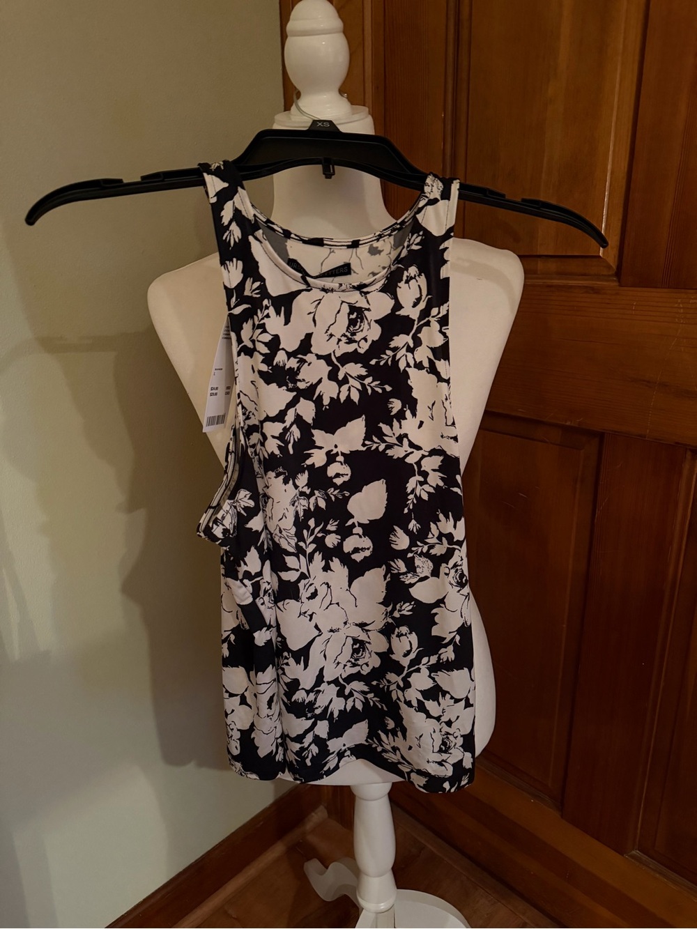 Urban Outfitters Black & White Floral Racerback Tank